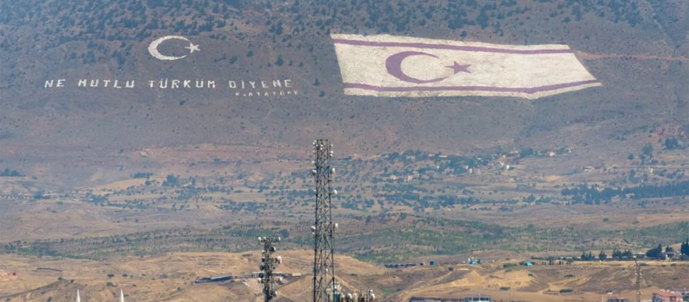 Νέα πρόκληση: Συνέλαβαν Ελληνοκύπρια μητέρα και την κόρη της στα Κατεχόμενα επειδή φωτογράφιζαν το… σπίτι τους!